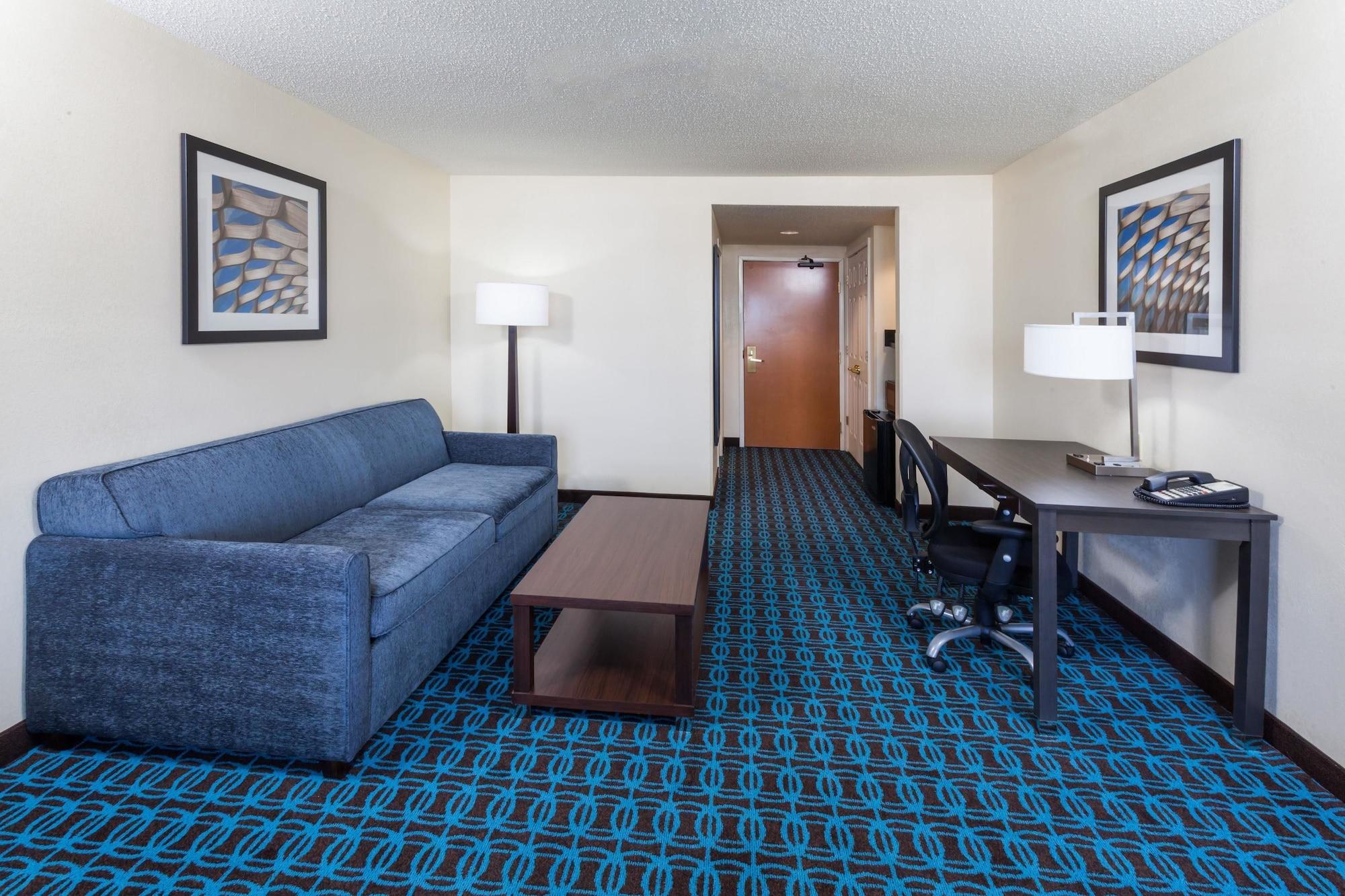 Hotel Wingate By Wyndham Chicago Schaumburg Exterior foto