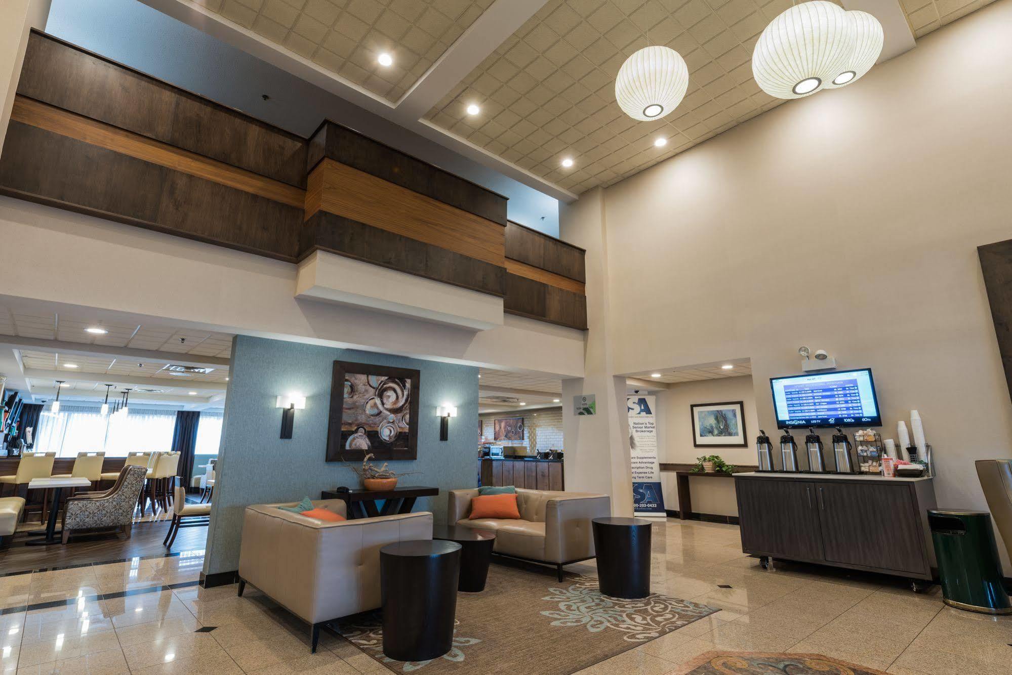 Hotel Wingate By Wyndham Chicago Schaumburg Exterior foto